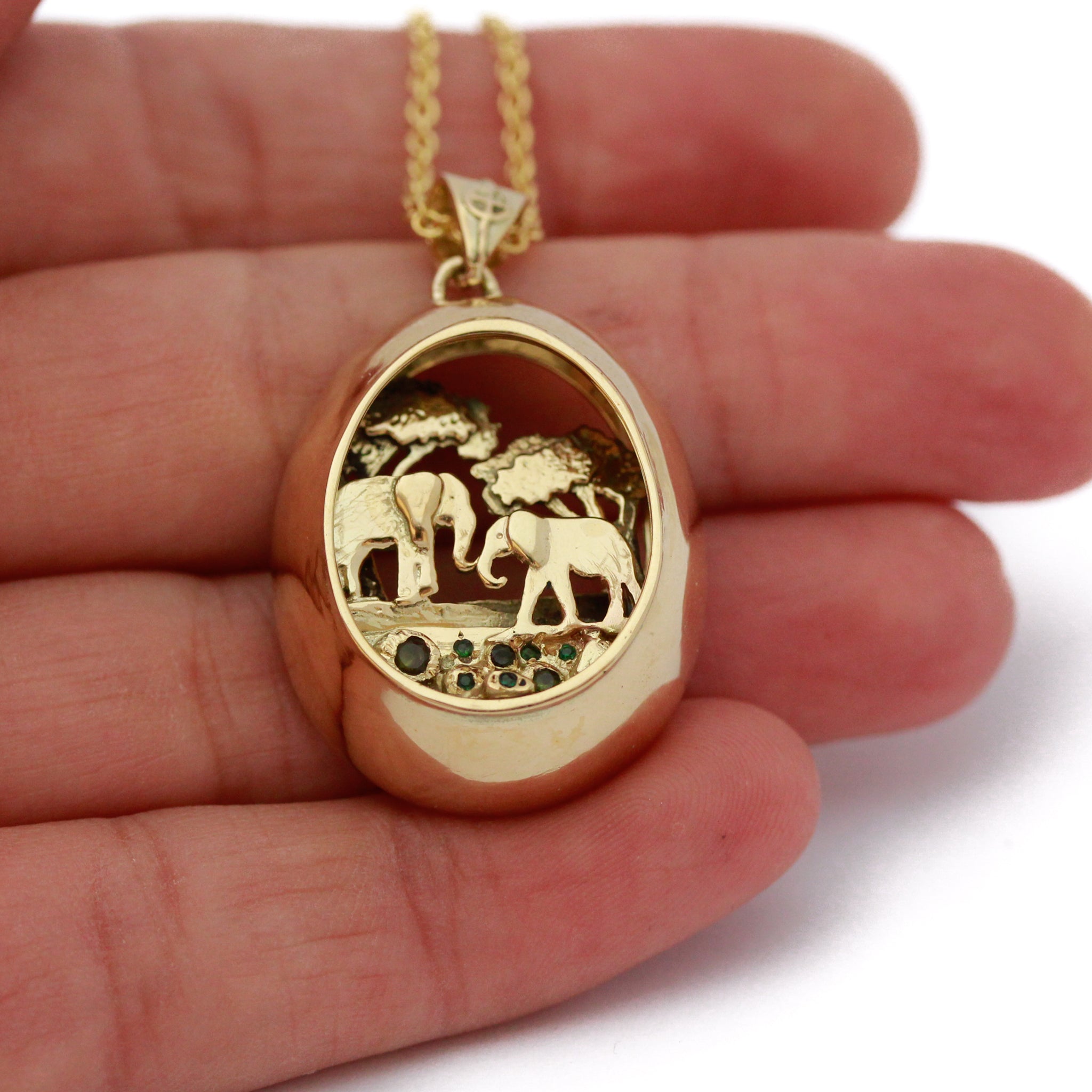 תליון פילים