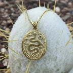 תליון נחש – סדרת הטוטם