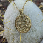 תליון נחש – סדרת הטוטם